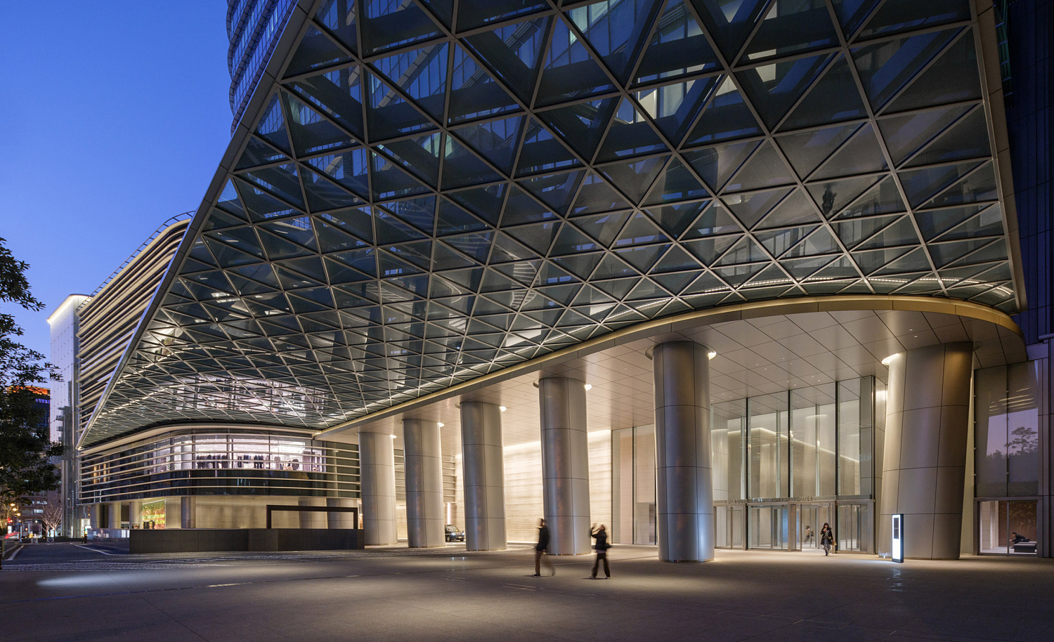 Pelli Clarke & Partners завершает строительство самого высокого небоскрёба Японии в Токио