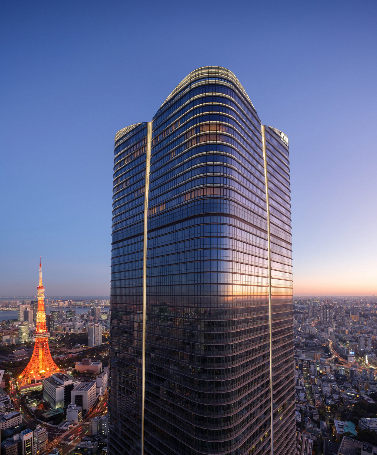 Pelli Clarke & Partners завершает строительство самого высокого небоскрёба Японии в Токио